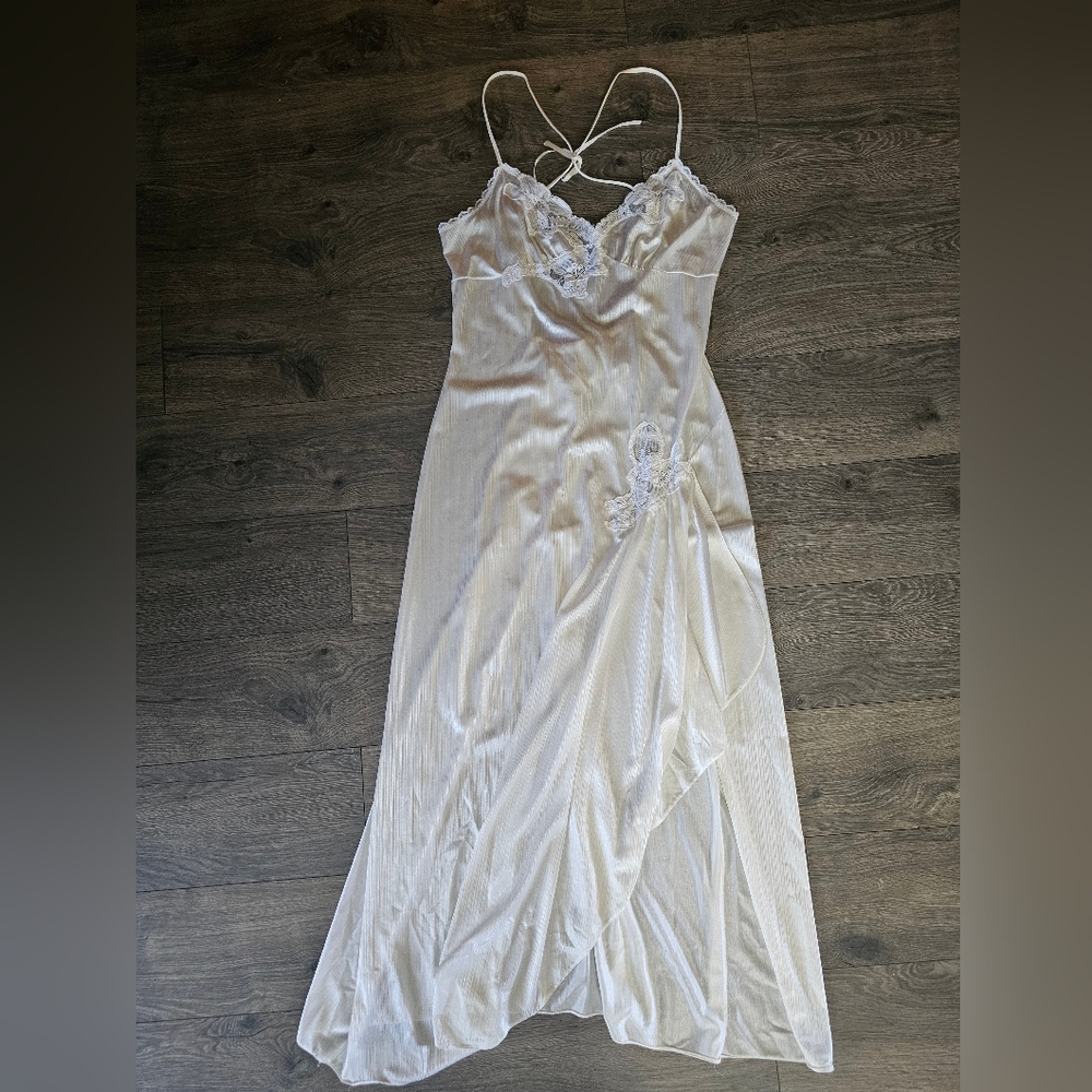 Vintage Womens lingerie chemise slip bridal